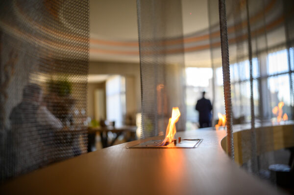la table adon-2